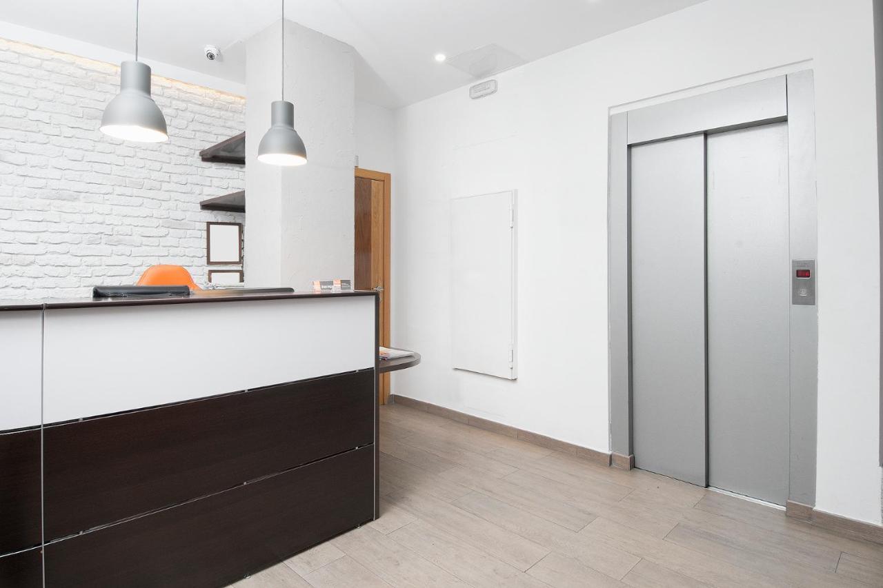 Plaza 5 Carabanchel Apartment Мадрид Екстер'єр фото